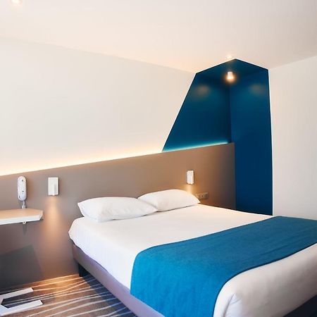 Hotel Le Quetzal Ла-Гранд-Мот Экстерьер фото