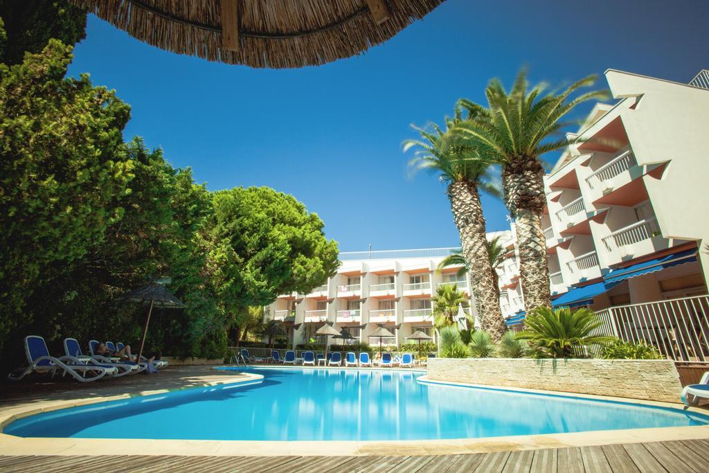 Hotel Le Quetzal Ла-Гранд-Мот Номер фото