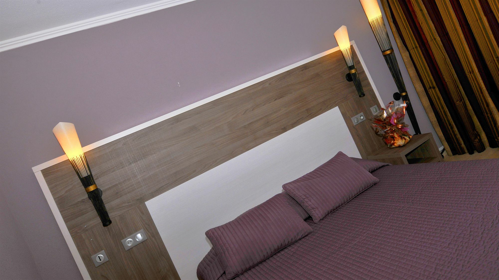 Hotel Le Quetzal Ла-Гранд-Мот Экстерьер фото
