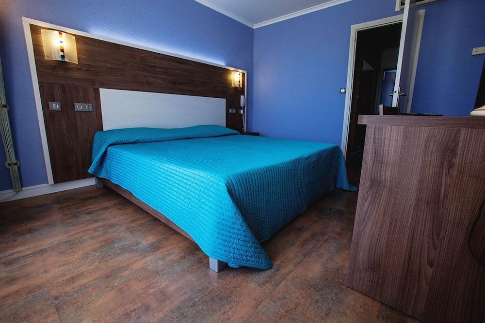 Hotel Le Quetzal Ла-Гранд-Мот Экстерьер фото